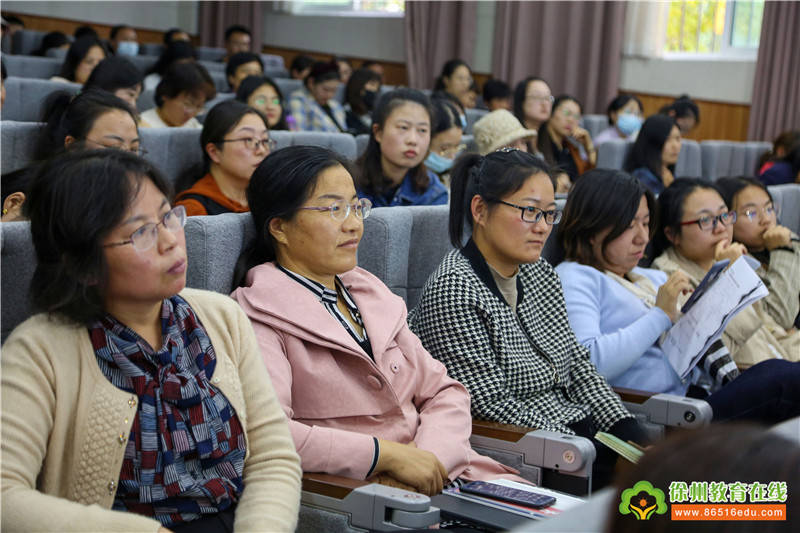 刘杰|徐州市侯集实验小学邀请刘杰老师来校做“教师成长”专题讲座