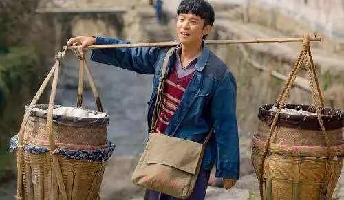 董子健|最不正经的医疗剧，男女主也不算火，《小大夫》为什么还值得看？