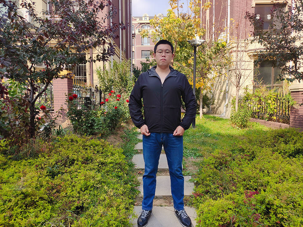 服饰|秋季的小米有品新服饰，双面连帽防泼水夹克，来自90分的温暖