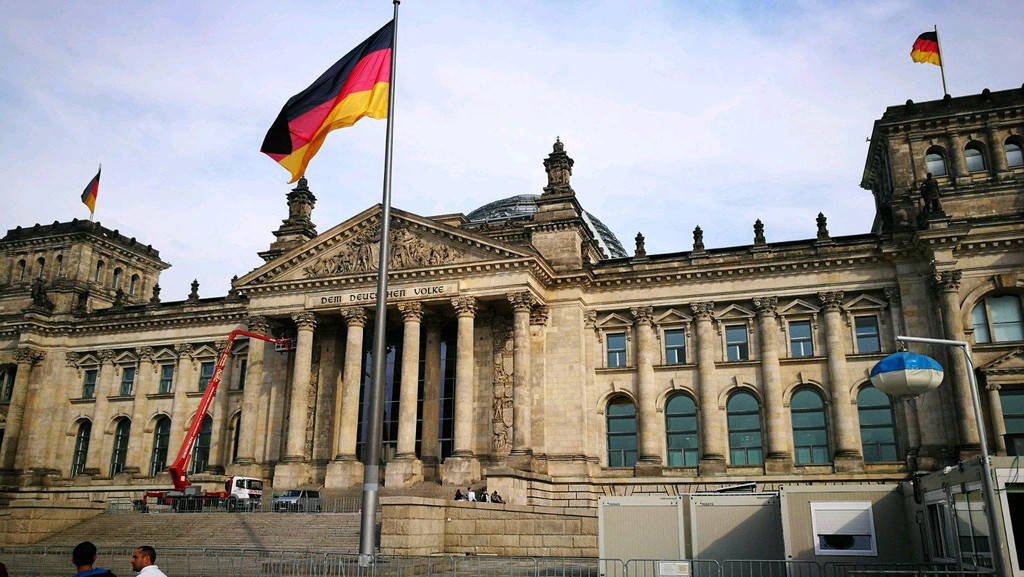 中国美国日本德国 afd1a4a7259c4d83ba9ae5d899970ffa.jpeg