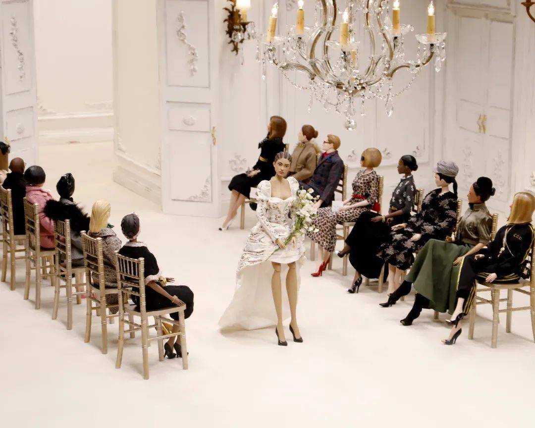 show|如果没有 “真人模特”，时尚要怎么玩