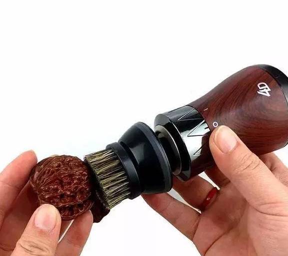 GDP充电器_中国gdp增长图(2)