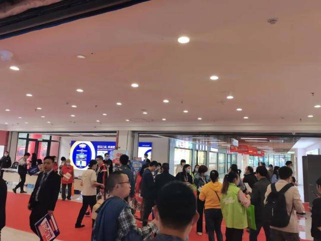 国际物流中心招聘 c4f02e0f080a42b8ae7d9e0be2c90614.jpeg