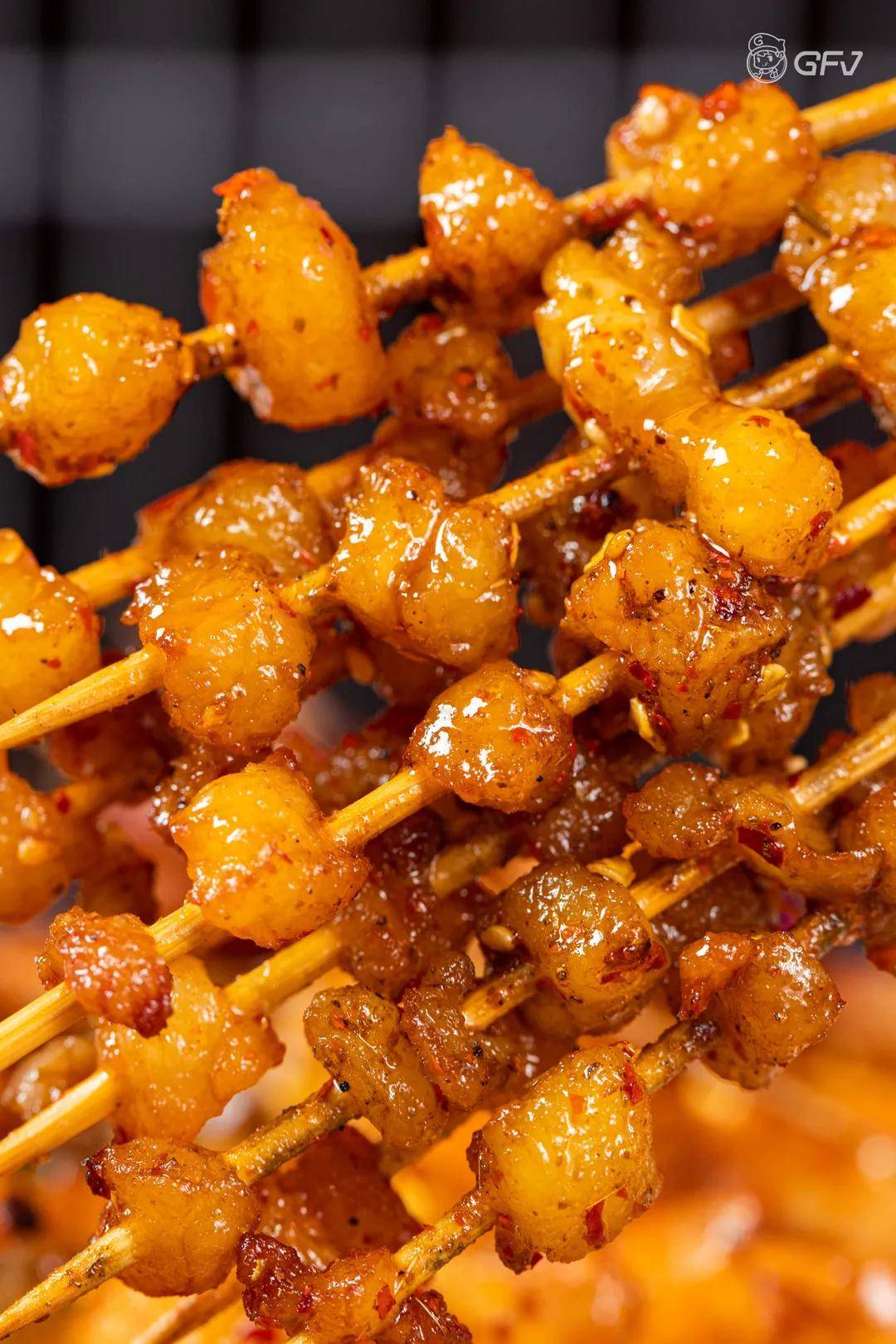 吕子乔|成都排队王!吕子乔的『卤味烧烤』终于来东莞了!