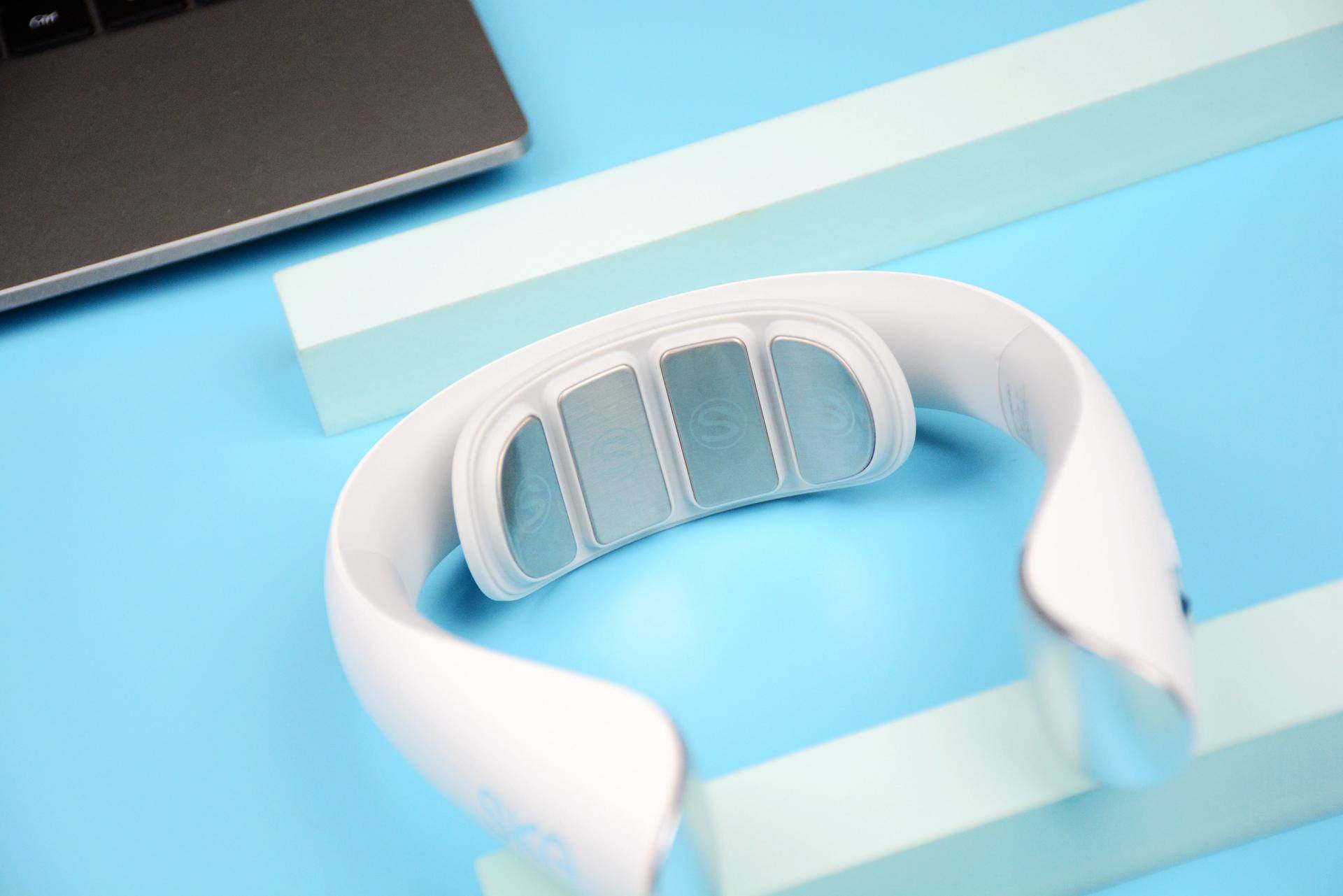 业内|为什么一定要买一个颈椎按摩仪？业内顶级SKG K5评测，效果显著！