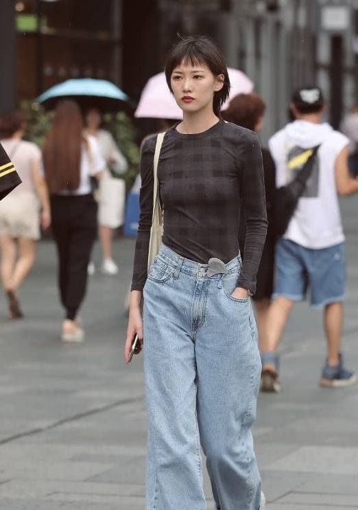 女生|敢和匡威PK的，也就只有“薯条鞋”了，怪不得连易烊千玺也爱穿