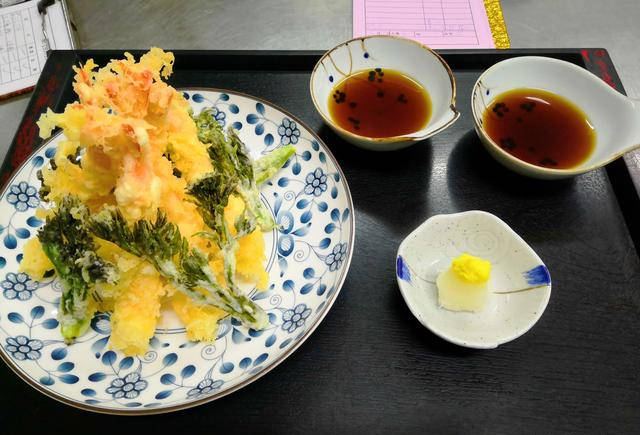 怎么学习日本料理 9405e1b818634818a2e9a42c7280e438.jpeg