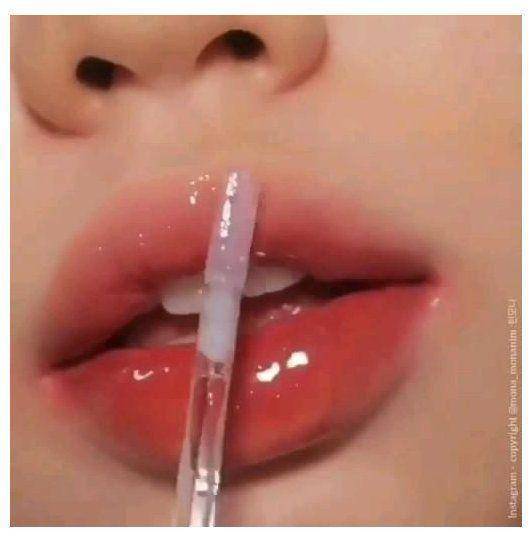 嘴唇|一进秋天,嘴巴比脸还干!用了它,男朋友整天捧着我的嘴亲