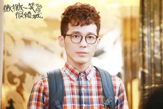 因《沉默的真相》爆火，神似梁朝伟，剧抛脸的