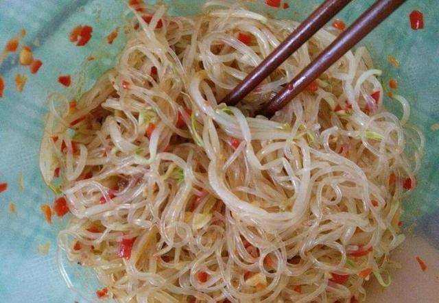 哪些人不能吃豆芽菜 595427cc299843fbb2e7e1a64a9829e9.jpeg