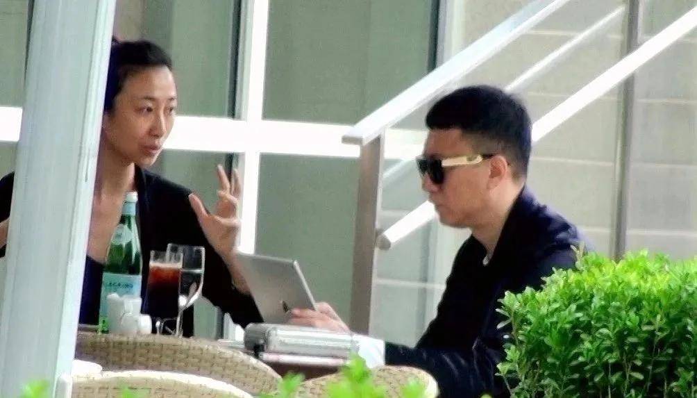 曾借影后走红，成名后马上分手，被金星内涵是