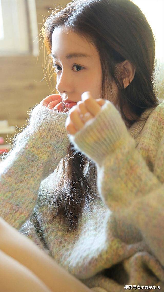 气质女人三大特质 f17542d1b8cf4c59a21c6f86be85d295.jpeg