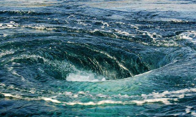原创全世界著名的4个水上"大漩涡",最后一个号称地表最强