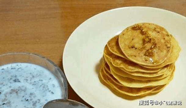 香蕉什么时候吃最好早上还是晚上 952fdce79db14b0fad4cb92a790230aa.png