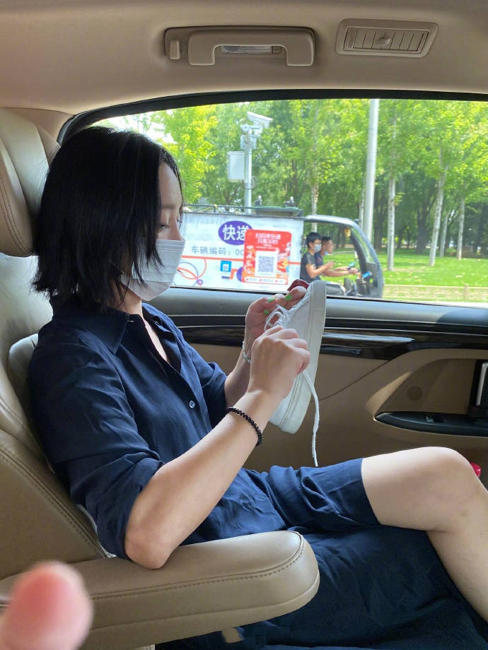 灵气|陈坤晒照为周迅庆生，素颜真实一点不装，这几年老太快了！