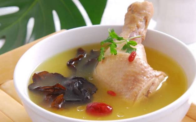 牛肉怎么炖汤吃 5f13ad7f3b7f426e8bf9722a48df5390.jpeg