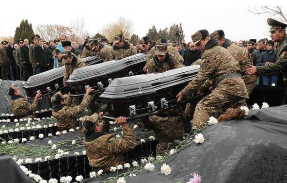 土阿联军一夜横扫13座村镇,亚方:放弃支援前线