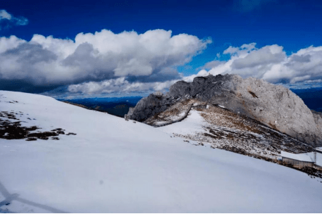 游圣地 | 藏民心中的保护神——石卡雪山_手机搜狐网