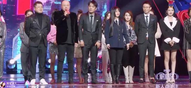 辛巴|演唱会从阵容到收入双双缩水，但辛巴扬言双11干到80亿！