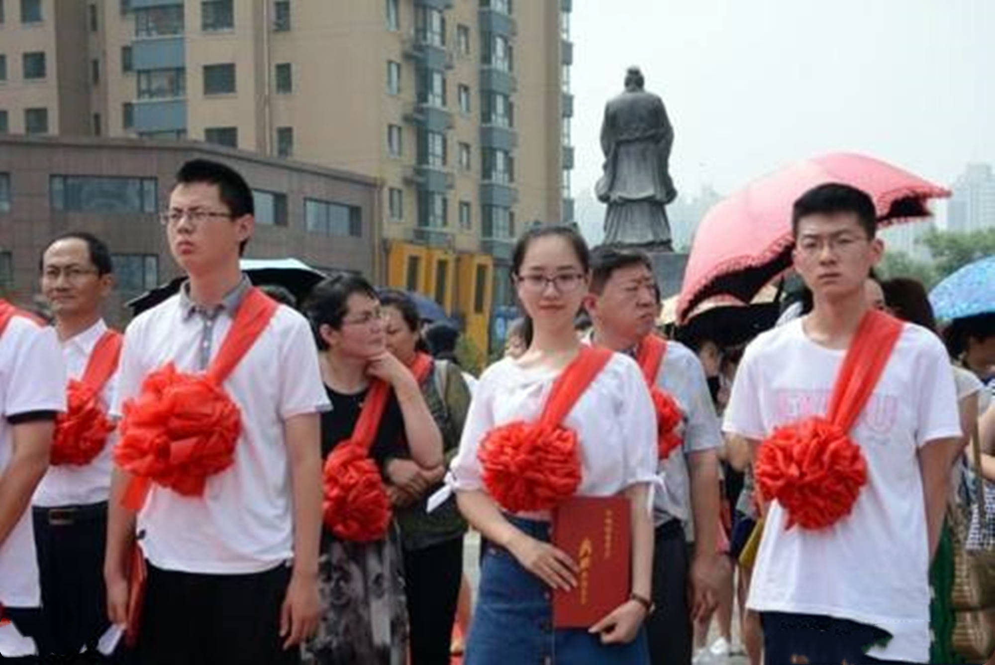 2020高考状元的最新_2020黑龙江哈尔滨德强学校教师招聘12人公告