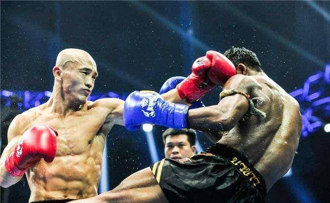 怎么当职业拳击运动员 042555c3f62f4de99ff86615f2a8804a.jpeg