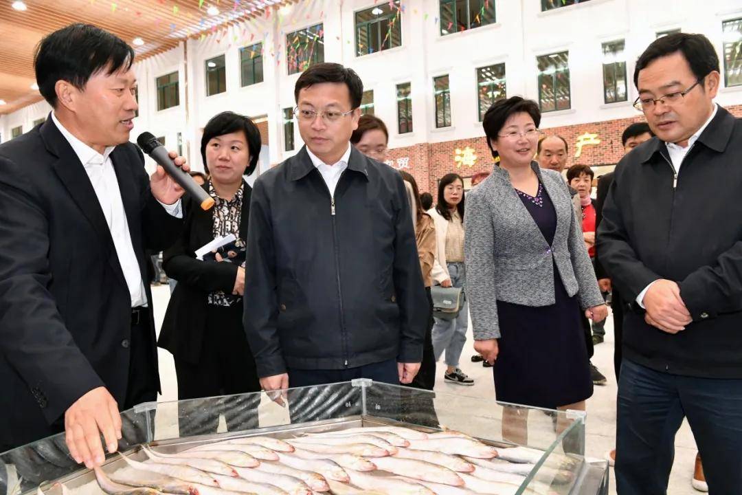 黄沙港总人口_江苏黄沙港海上捕鱼图
