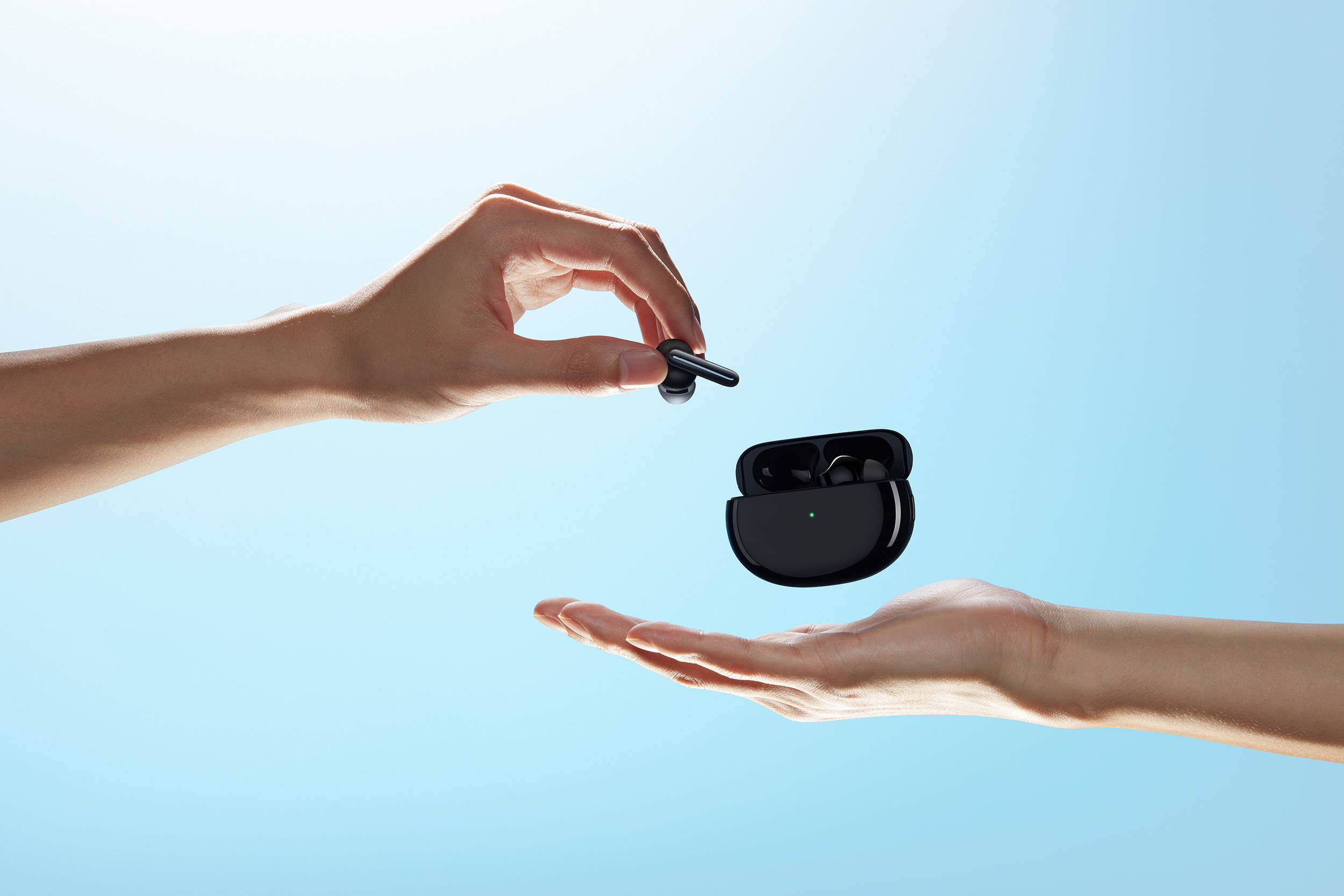 生活|硬件公司都在布局IoT，OPPO凭什么赢得未来？