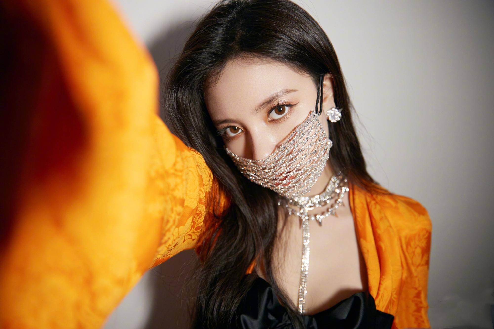 纤夫人口罩_伏尔加河上的纤夫(2)
