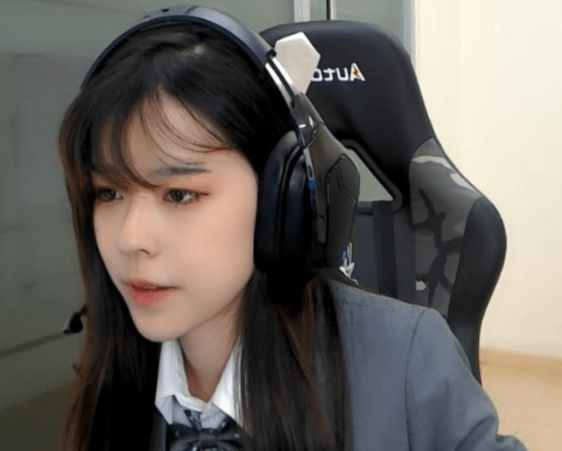 240805e6ce6b49da969abdeaedb00cbe.png