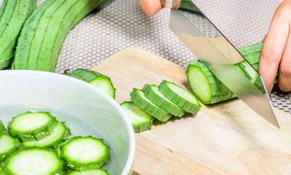 丝瓜配什么好吃 7159f61de12b4e04813a6e524ed8eb99.jpeg