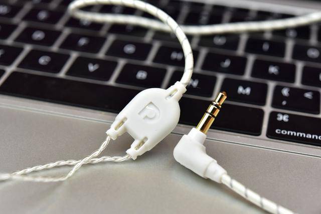 评测|AUDIOFLY AF1120MK耳机评测:6动铁的听觉盛宴