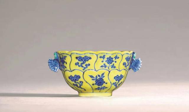 三彩|伦敦苏富比大拍精美唐三彩，带你见证大唐盛世华光！