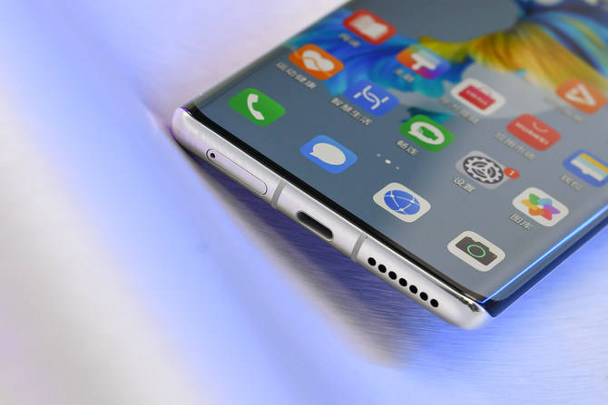 Mate|华为Mate40 Pro深度评测：全能实力问鼎年度旗舰