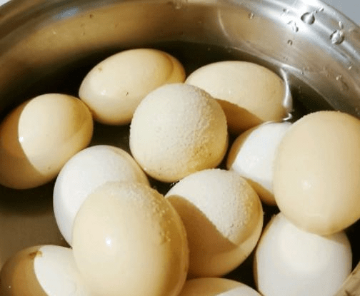 鸡蛋能做成什么样的美食 9bf0c6a6f9354aa9b96ac3dc9ac54d6b.png