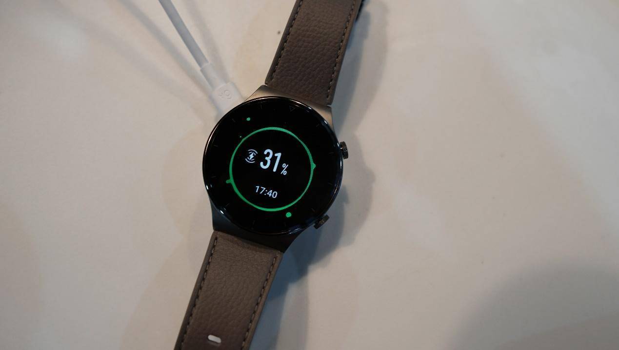 无线充电手表有哪几款 ed70f9d5197d4cf886bc6408bf036a30.jpeg