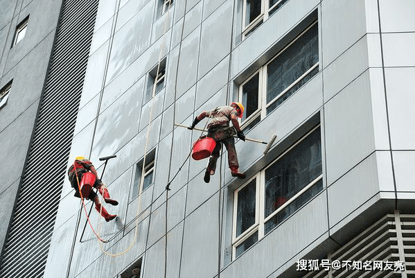 业明华幕墙维护专家,带你三分钟快速了解各类幕墙日常维护技巧