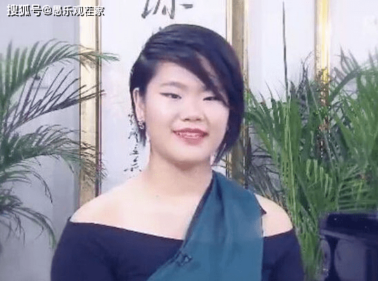 毕福剑女儿才华横溢,却被吐槽貌丑行为怪异