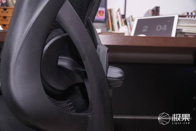 大气|火遍全网的贴心座椅，黑色大气百搭款，工作舒心怎能缺了它？