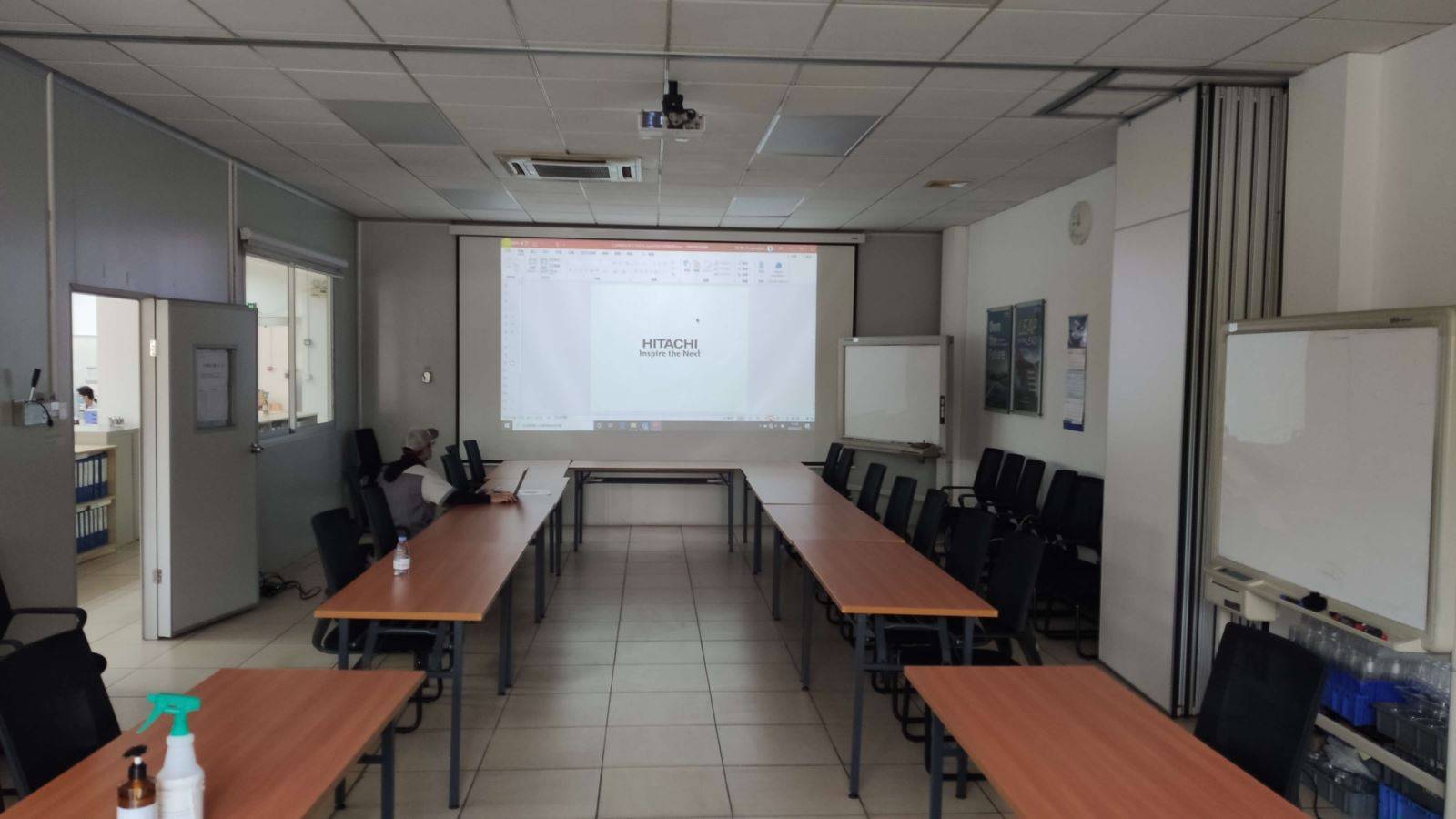 消息资讯|针对会议室笔记本电脑无线投屏推出的一款解决方案—德恪USB一键无线投屏