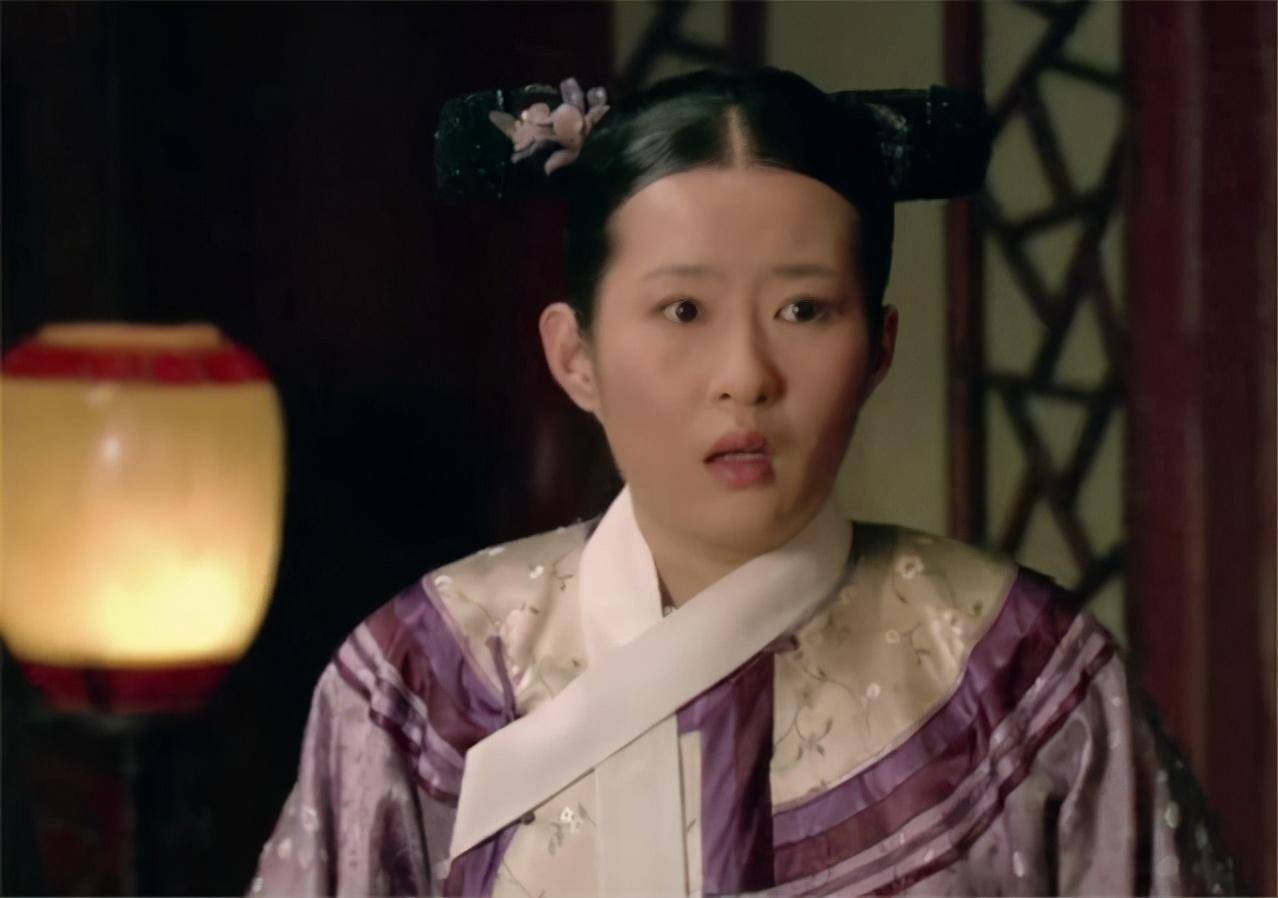 温实初在沈眉庄房间过夜那晚,采月竟没有揭发,难道她不怕灭九族