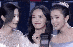 李冰冰|被冰冰苦苦打压十年的她，终于扬眉吐气美到巅峰，30年河东30年河西啊！