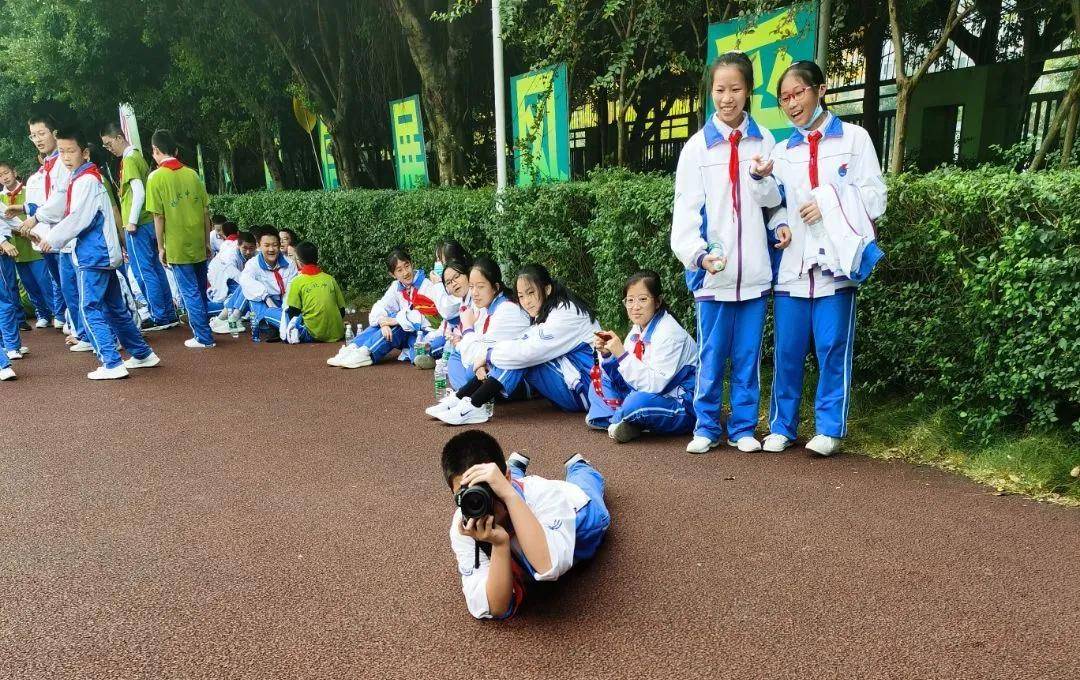 棕北中学西区实验学校:第11届秋季校园运动会掠影