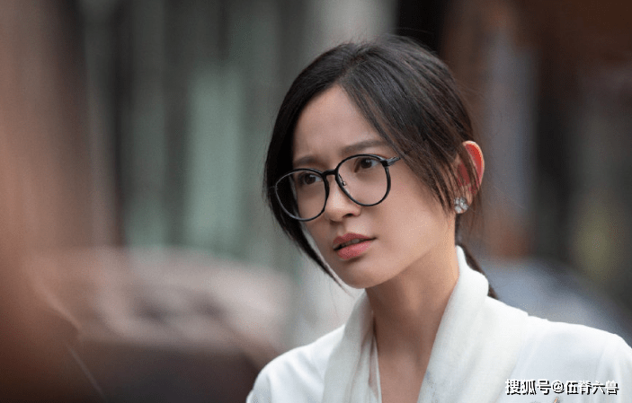 《知否》中的墨兰,在李易峰新剧中成了“颜值担当”