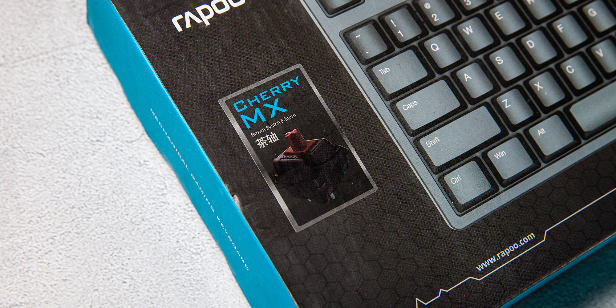 扎实 平淡 简约-雷柏V860机械键盘上手记