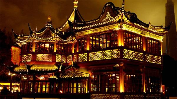 万色城从野蛮生长到涉嫌传销 新网店半年仅增1