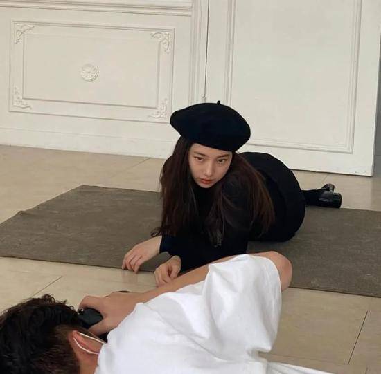 初恋|看了那么多素颜自拍 还是秀智的最有诚意