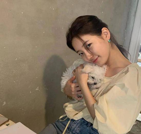 初恋|看了那么多素颜自拍 还是秀智的最有诚意