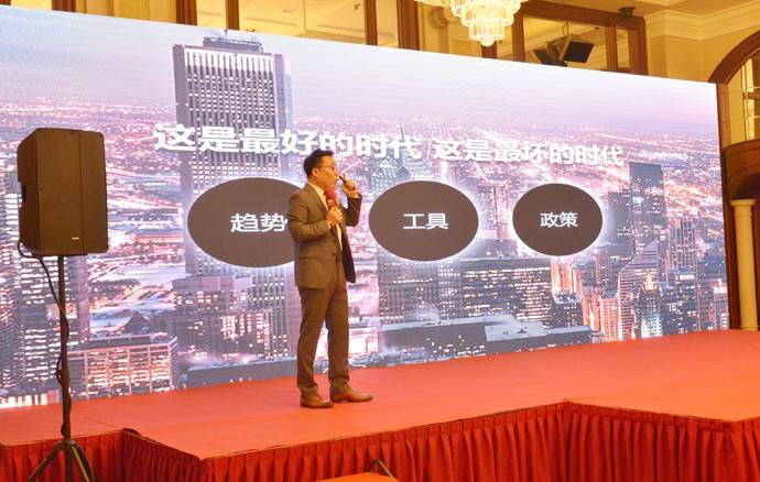 经济,教育和文化领域公共学者刘彦云