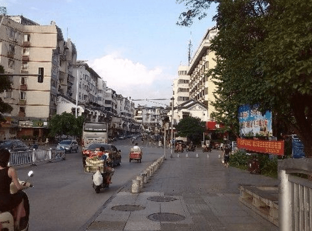 广西2020城市经济排名近十年的广西经济变化,2009年到2020年广西各市经济排