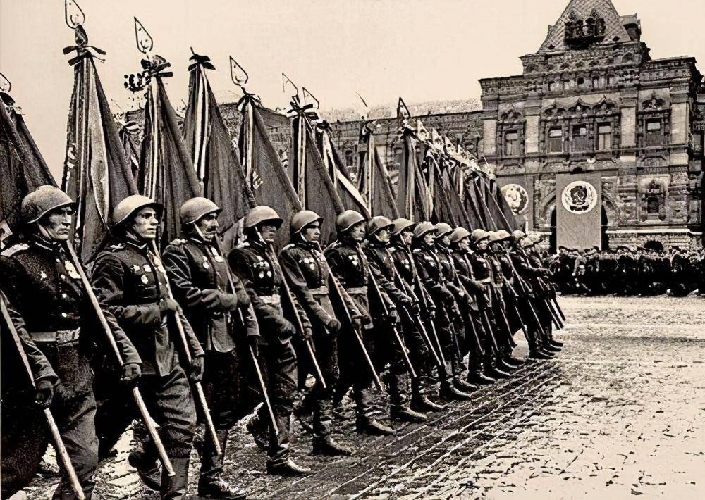 斯大林红场阅兵到底说了什么,让莫斯科保卫战成为二战